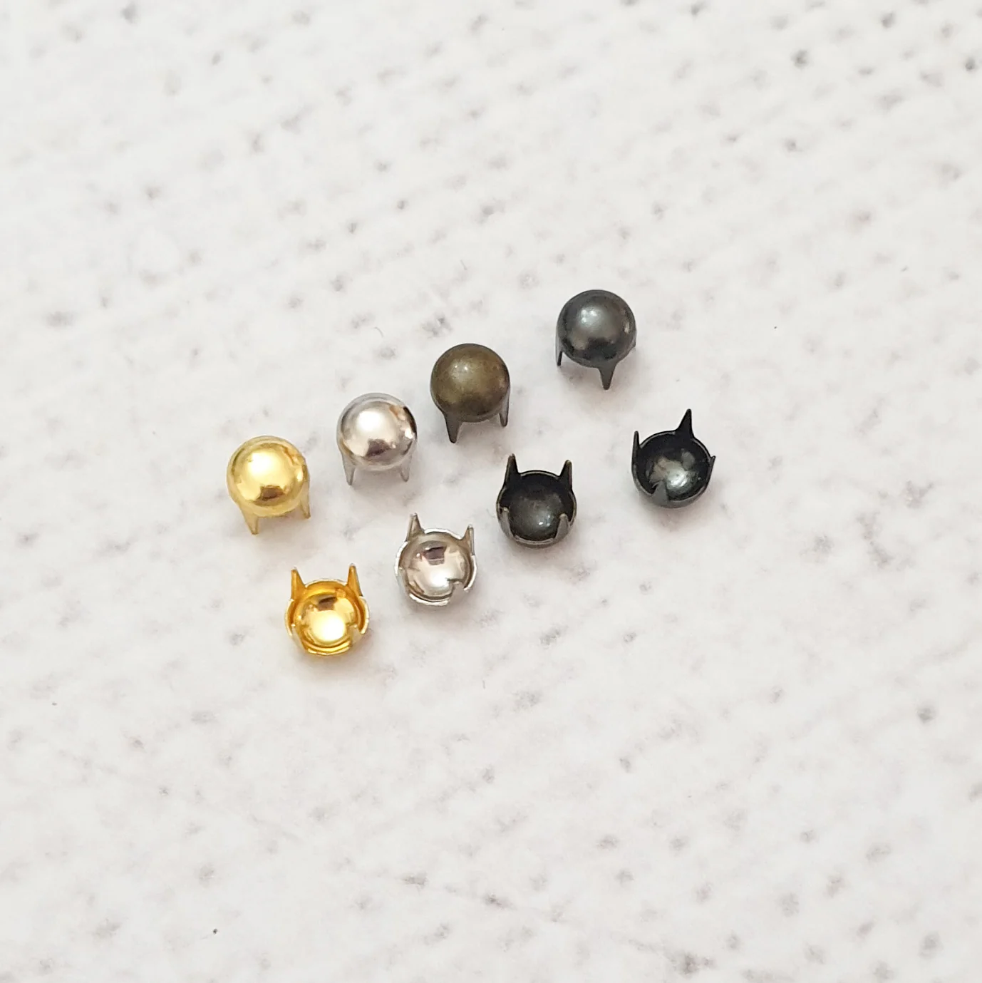 4mm Tiny Round Studs