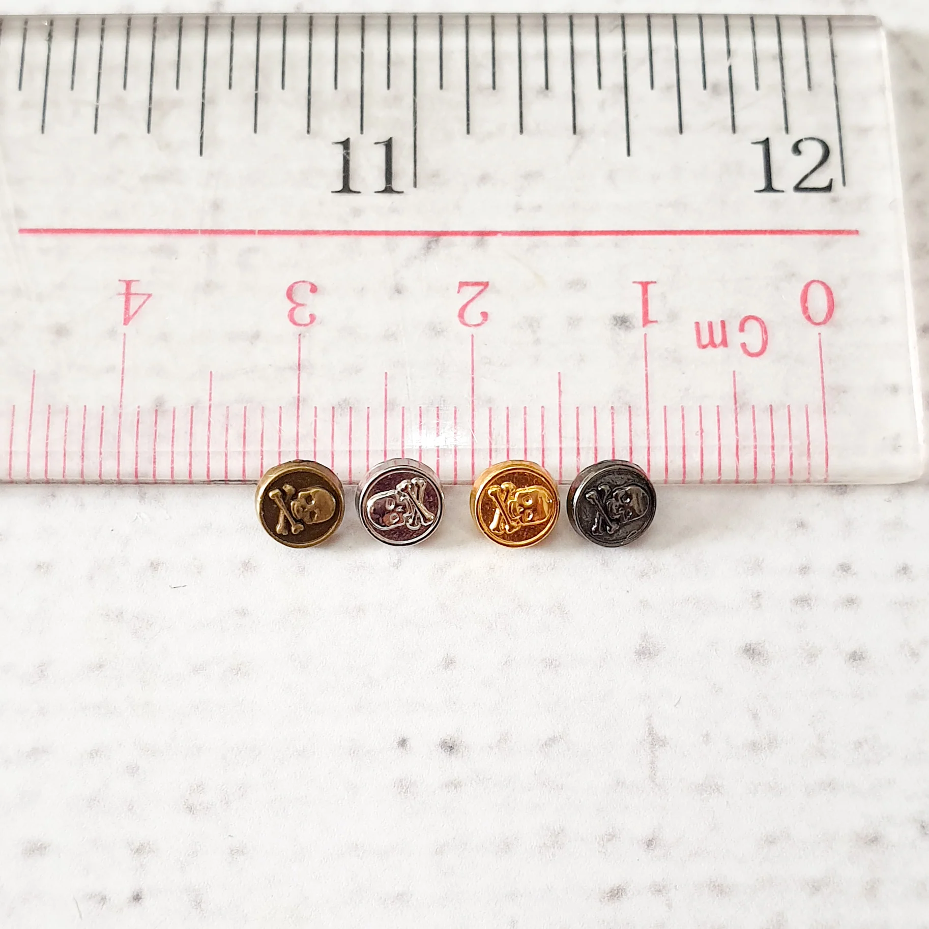 5mm Mini Skull Shank Button - Image 4