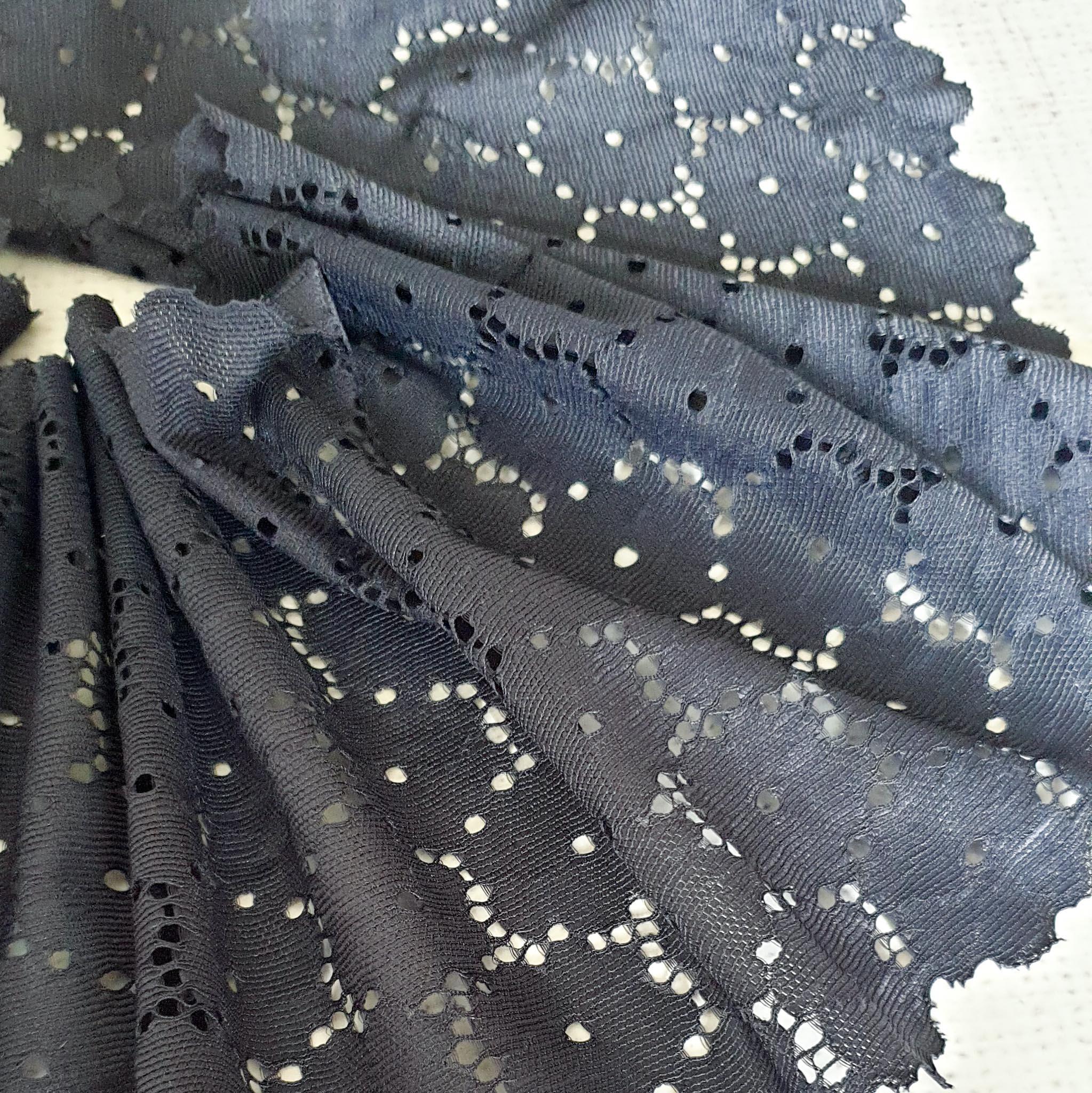 Navy Flower Stretch Lace - 18cm - Image 4