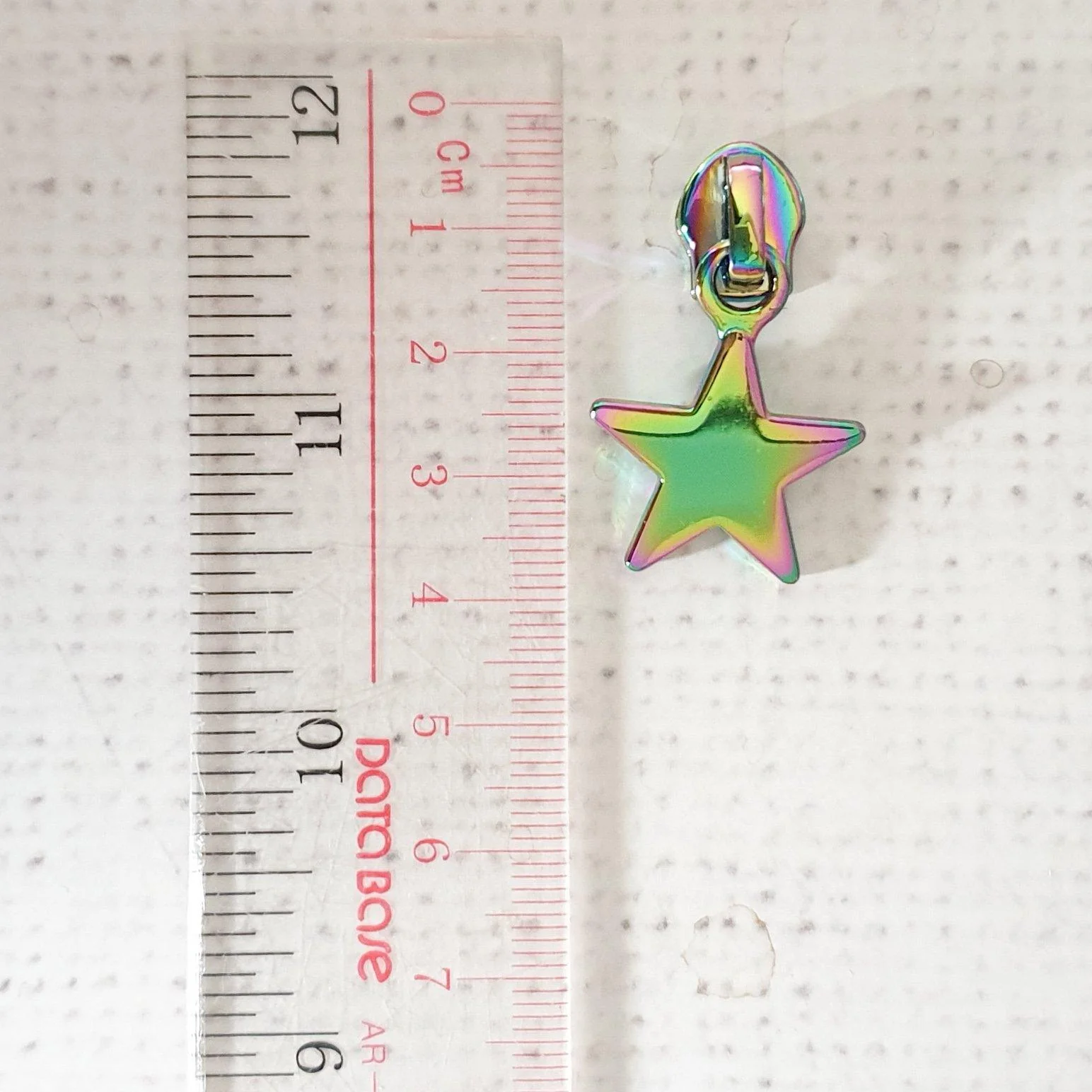Solid Star Pull - Size 5 Zip slider - Image 2